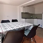 Apartamento Dobrinic *