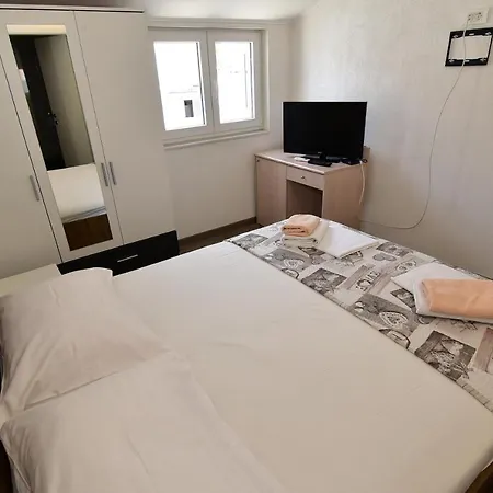 Apartment Dobrinic Makarska